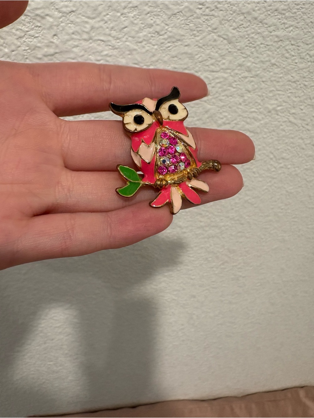 Pink Owl Crystal Brooch Pin - 1970/ 1980